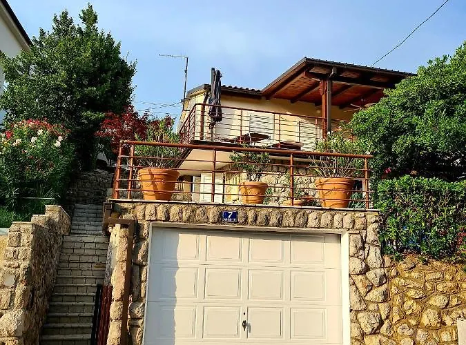 Selce Holiday شقة *